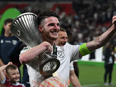 Xác nhận! Lời đề nghị thứ ba cho Declan Rice