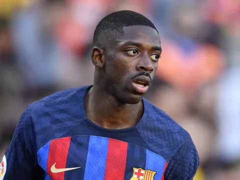 Kiểm tra y tế với PSG bị hoãn, Dembele có thể phải quay lại Barca