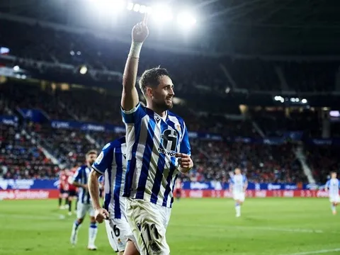 Dembele ra đi, Barca tập trung vào cựu sao Man Utd