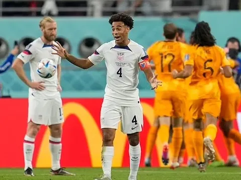 Dempsey chỉ rõ tội đồ giúp Depay ghi bàn trước Mỹ