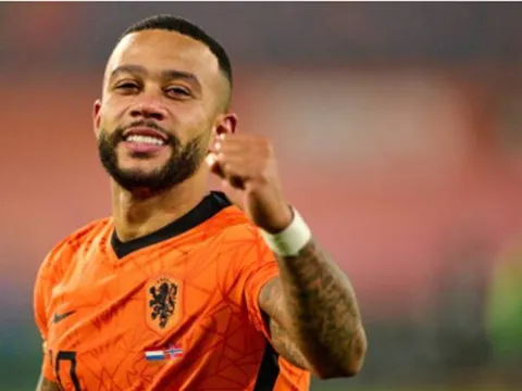 Depay đuổi kịp Kane, Hà Lan giành vé đến World Cup 2022