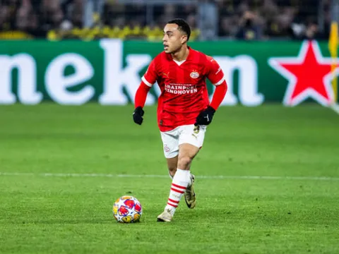 PSV xác nhận kế hoạch với sao Barca