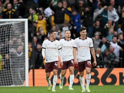 Địa chấn ở Molineux, Man City thua trận thứ 2 liên tiếp trong 3 ngày