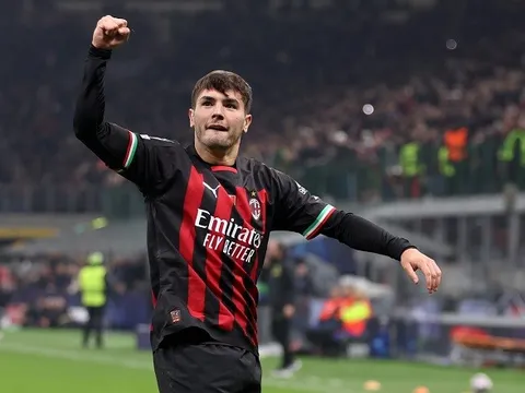 Rõ chữ ký đầu tiên của Real Madrid trong mùa Hè