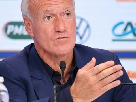 Deschamps chỉ trích kế hoạch tổ chức World Cup 2030