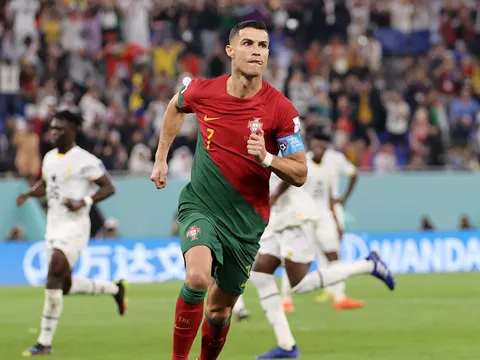 Dietmar Hamann: "Bồ Đào Nha như đi bộ với Ronaldo"