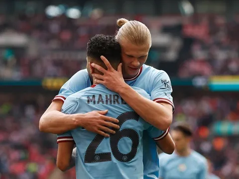 Sự trái ngược giữa Haaland và Jesus