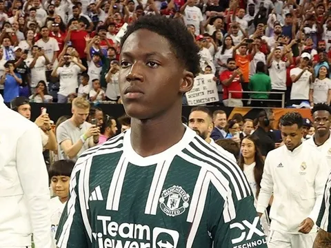 Điều đặc biệt Ten Hag làm để bảo vệ hầu bao cho Man Utd