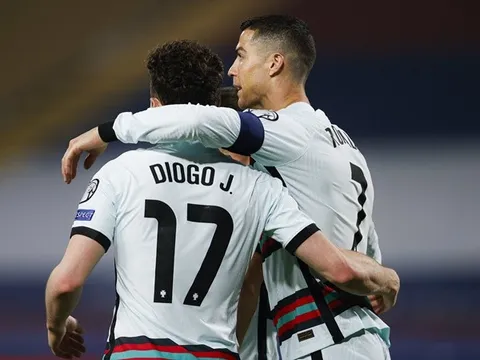 Ghi bàn sau 12 tháng, Jota cảm ơn lời khuyên của Ronaldo