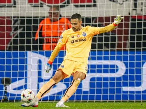 Diogo Costa có xứng đáng thay thế David de Gea?