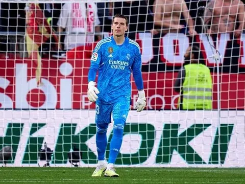 Sao Real công khai ở lại Bernabeu