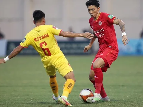 Đoàn Văn Hậu: "Cảm giác vô địch cùng CAHN rất khác biệt"