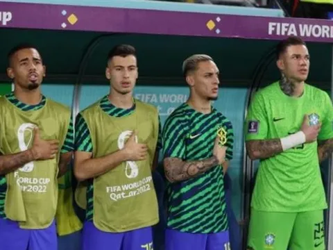 Đội hình 2 cực chất của Brazil với Antony, Ederson, Fabinho, Martinelli