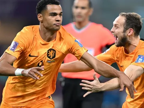 Ký hợp đồng với Gakpo giúp Man Utd "được 2 trong 1"