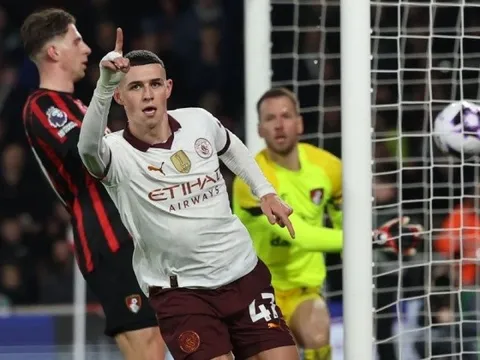 Đội hình tiêu biểu vòng 26 EPL: West Ham và Palace tạo dấu ấn