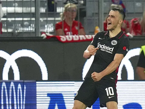 Đội hình tiêu biểu vòng 7 Bundesliga: Kẻ hạ sát Bayern, tài năng được thèm khát