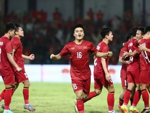 Đội hình U22 Việt Nam đấu Myanmar: Nhiều sự điều chỉnh; Văn Khang xuất trận