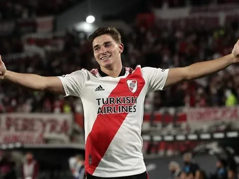 Đồng đội cũ khuyên mục tiêu của Man Utd đến Tây Ban Nha