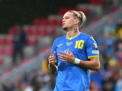 Động thái của Mudryk trước đại chiến Chelsea - Arsenal