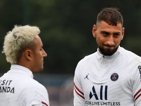 Donnarumma công khai suy nghĩ về việc cạnh tranh với Navas