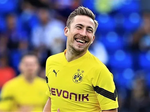 Dortmund thắng đậm nhà vô địch Malaysia trước trận gặp Việt Nam