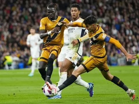 Carlo Ancelotti nói về pha ẩu đả của Bellingham