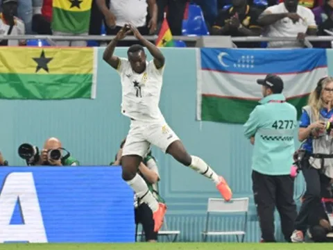 "Nói tôi không tôn trọng Ronaldo là sai sự thật"