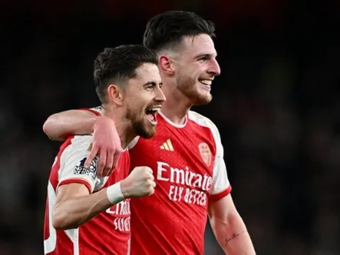 NÓNG! Dần rõ tương lai Jorginho tại Arsenal
