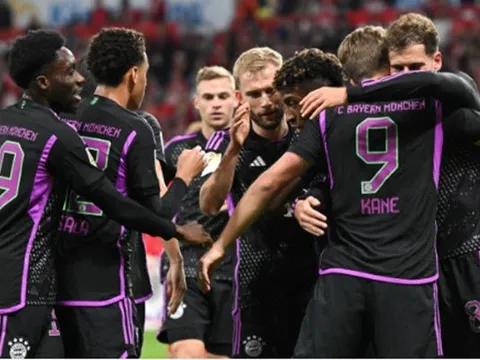 Kane nổ súng, Bayern bám sát Leverkusen