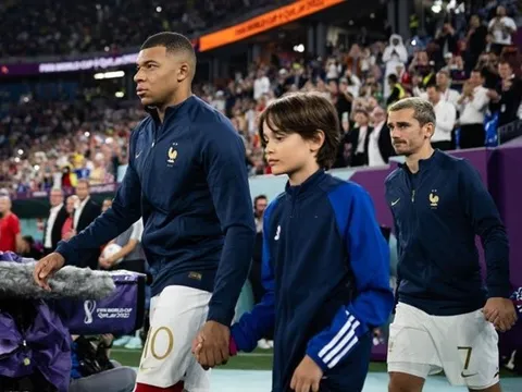 ĐT Pháp và Mbappe đang đi "đúng quy trình"