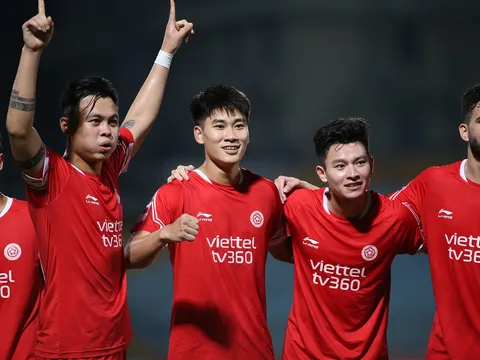 Đua vô địch V-League: Viettel âm thầm chờ 'cướp cờ'