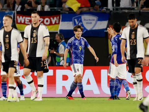 Đức thảm bại trước Nhật Bản