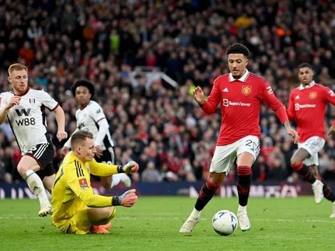 Dùng 1 đổi 3, trận đấu để đời của Sancho