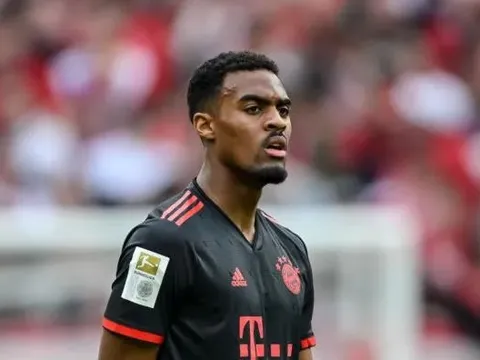 Được M.U săn đón, Ryan Gravenberch yêu cầu được rời khỏi Bayern