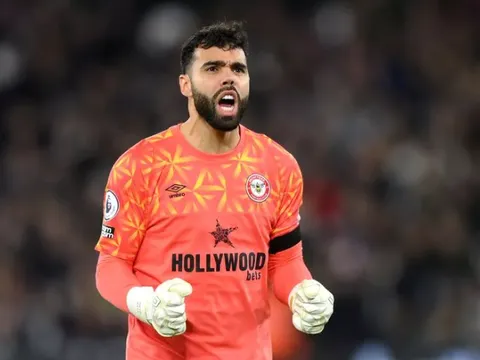 Được M.U, Tottenham săn đón, David Raya phá vỡ im lặng