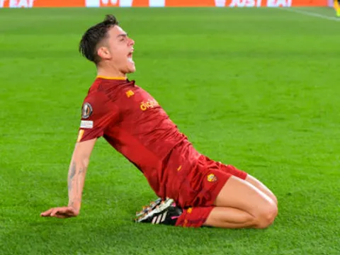 Dybala tỏa sáng, đội bóng của Mourinho đi tiếp ở Europa League