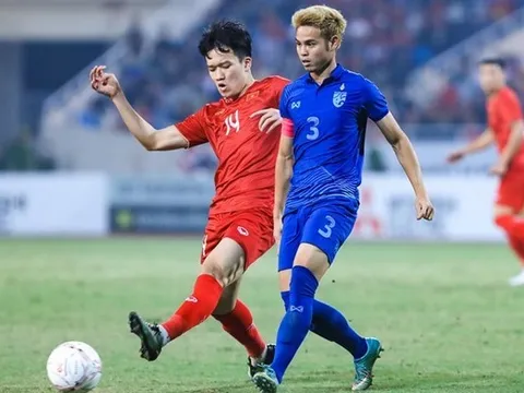 Bunmathan có thể bị cấm dự Asian Cup; Thầy Park đàm phán mức lương với Singapore
