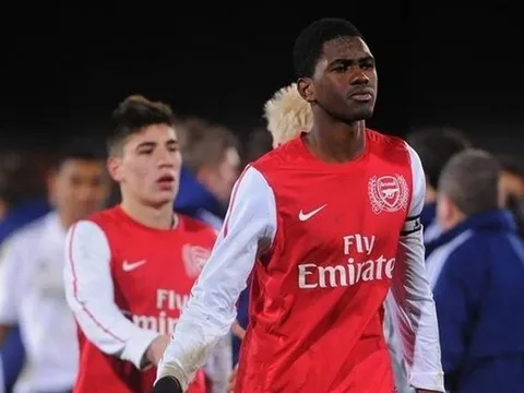 Cựu binh Arsenal gia nhập V-League; Quang Hải tỏa sáng trên đất Pháp