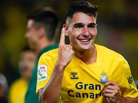 Barca chuẩn bị săn hậu vệ trái 0 đồng