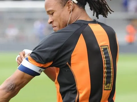 Đội hình huyền thoại với những số áo kì lạ nhất