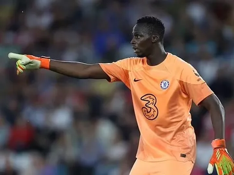 Edouard Mendy từ chối đề nghị thiếu tôn trọng của Chelsea