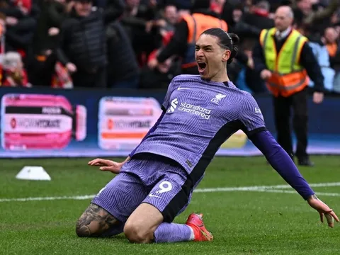 Darwin Nunez lập kỷ lục cho Liverpool