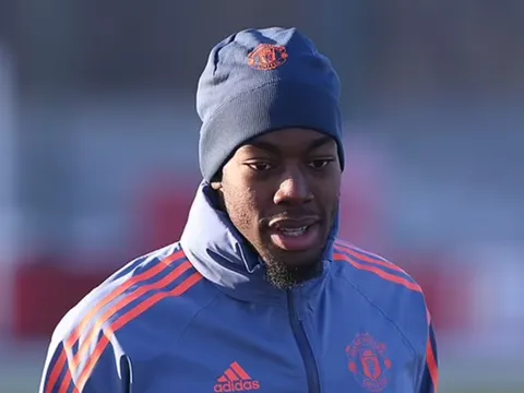 Dortmund ngó lơ ngọc quý Man United