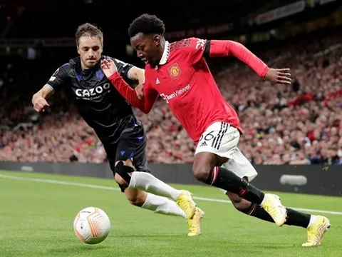 Ông lớn hỏi mua, M.U chốt giá bán đứt tiền đạo