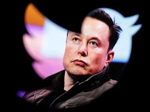 Elon Musk muốn mua lại Man United