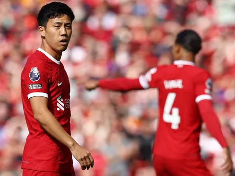 Endo: Người "giải mã" vinh quang cho Liverpool