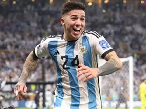 Khiến Liverpool và M.U đấu đá, Enzo Fernandez lên tiếng