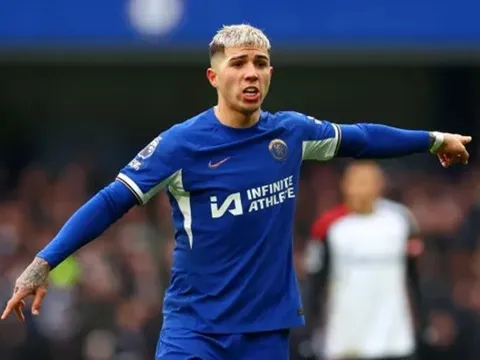 Enzo Fernandez khiến Chelsea tái triệu tập sao trẻ Italia
