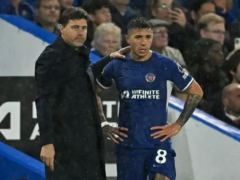 Cặp đôi 200 triệu bảng chơi tệ, Pochettino trần tình