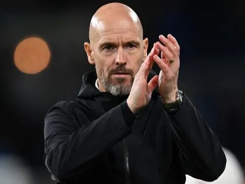 Erik ten Hag giải thích lý do để Hannibal dự bị